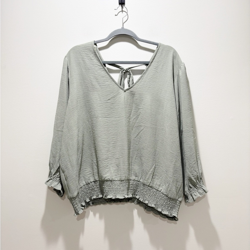Maurices Sage Green V-Neck Tie-Back Pullover Blouse Peasant Chic NEW Size 2X